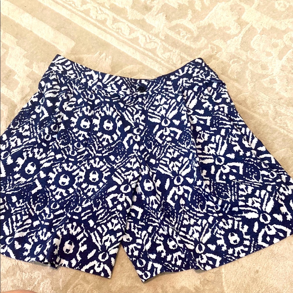 Lauren Ralph LRL Womens Size 8 Pleated Shorts Navy Blue White
Print Pockets - Picture 1 of 5